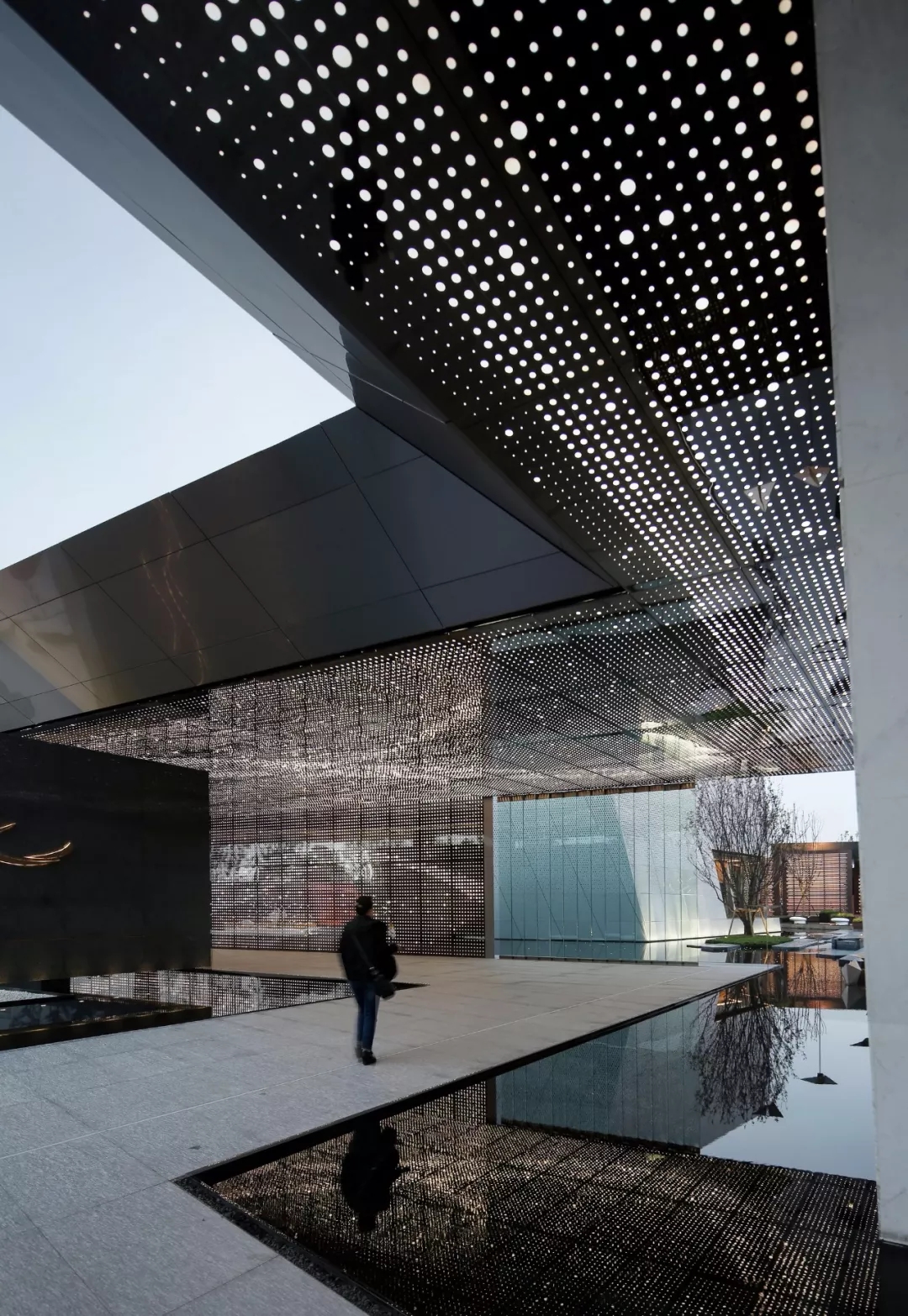 两江星空长廊 by苏圣亮，，，，，70net永乐高修建设计